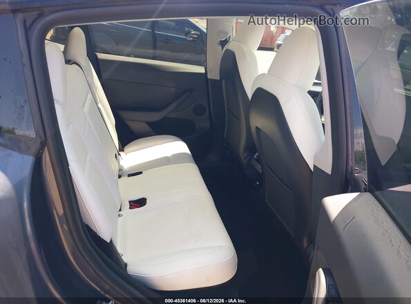 7SAYGDEE2PF692514 2023 TESLA MODEL Y Gray Vista de la etiqueta del VIN