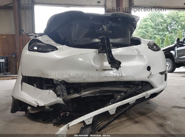 7SAYGDEE2PF792211 2023 TESLA MODEL Y Белый Вид спереди