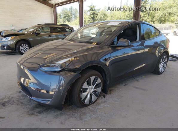 7SAYGDEE2PF807242 2023 TESLA MODEL Y Gray Front left