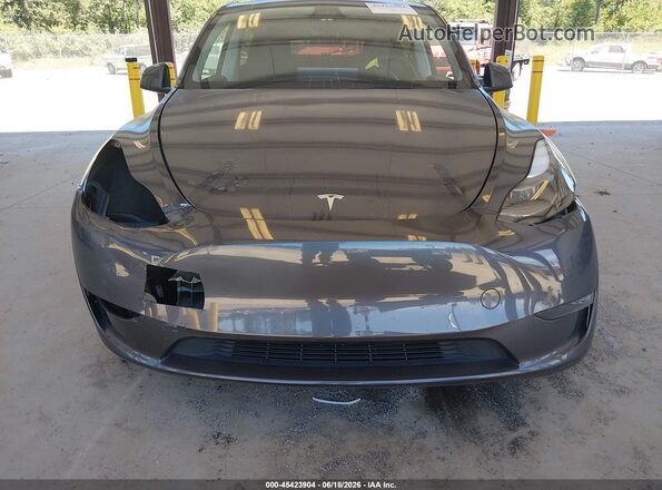 7SAYGDEE2PF807242 2023 TESLA MODEL Y Gray Front view