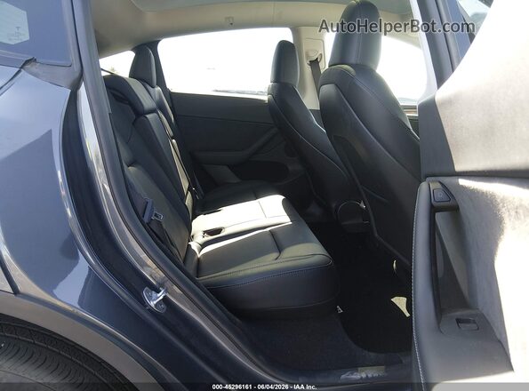 7SAYGDEE2PF923928 2023 TESLA MODEL Y Gray VIN კოდის სტიკერის ხედი