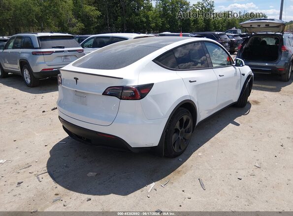 7SAYGDEE2RA228414 2024 TESLA MODEL Y White Rear right