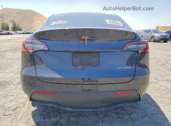 7SAYGDEE2RF089727 2024 TESLA MODEL Серый Вид сзади