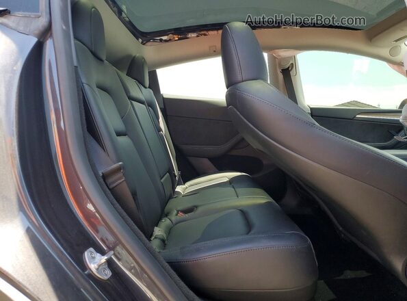 7SAYGDEE2RF089727 2024 TESLA MODEL Серый Вид задней части салона