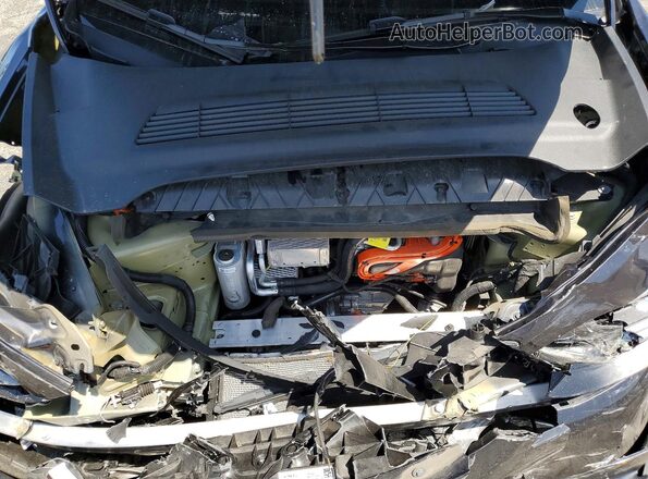 7SAYGDEE2RF089727 2024 TESLA MODEL Серый Вид подкапотного пространства