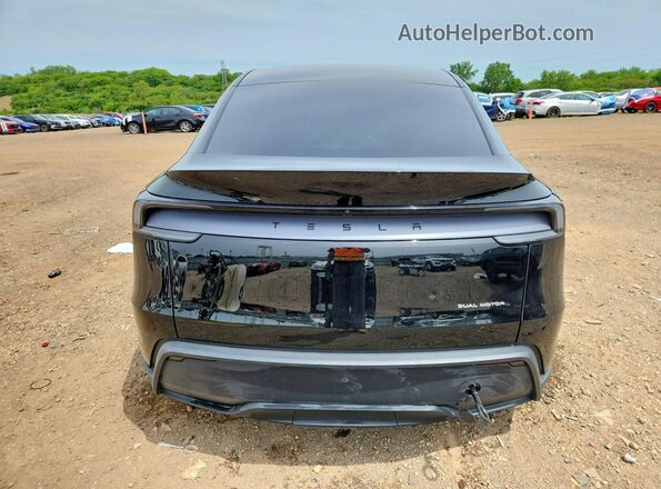 7SAYGDEE2TA470756 2026 TESLA MODEL Black Հետևի տեսք