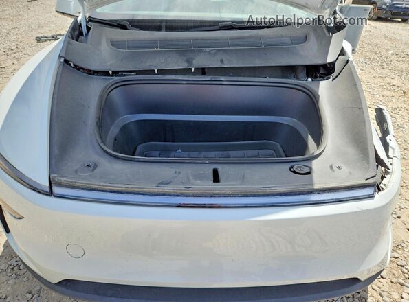 7SAYGDEE2TF416022 2026 TESLA MODEL White Սալոնի հետևի տեսք