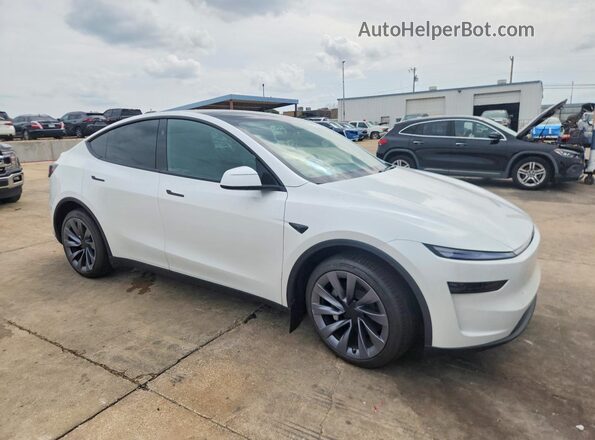 7SAYGDEE2TF636504 2026 TESLA MODEL White Առջևի աջ