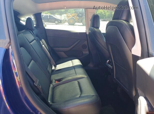 7SAYGDEE3NF444740 2022 TESLA MODEL Blue Vista de los asientos traseros