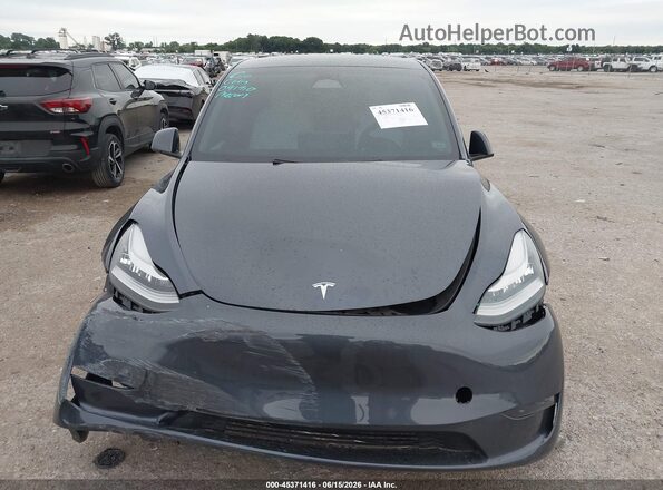 7SAYGDEE3PA091710 2023 TESLA MODEL Y Серый Вид панели приборов