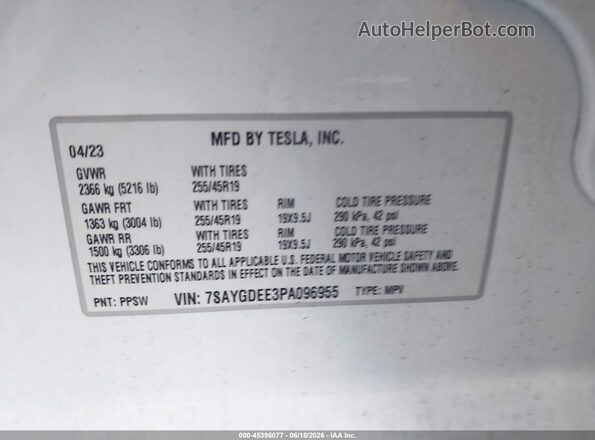 7SAYGDEE3PA096955 2023 TESLA MODEL Y White ძრავის განყოფილების ხედი