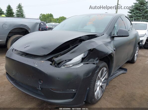 7SAYGDEE3PF868339 2023 TESLA MODEL Y Black Widok z przodu