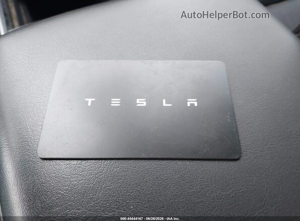 7SAYGDEE3PF904059 2023 TESLA MODEL Y Серый Вид панели приборов