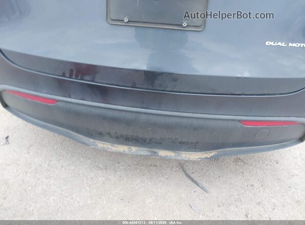 7SAYGDEE3RA231547 2024 TESLA MODEL Y Black Front view
