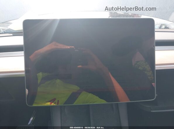7SAYGDEE3RA251135 2024 TESLA MODEL Y Серый Вид задних сидений