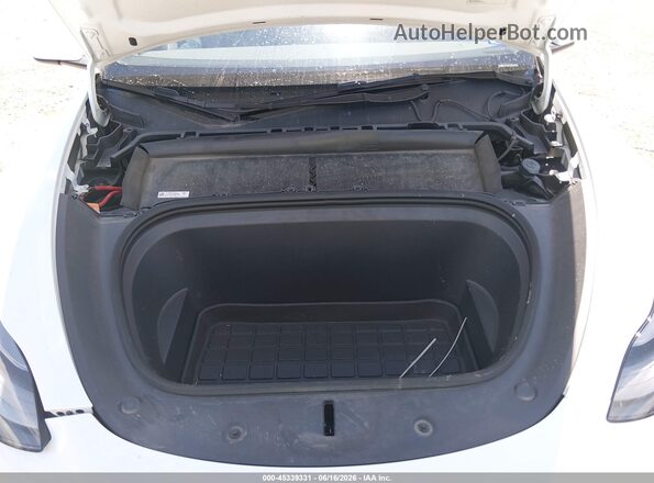 7SAYGDEE3RA282370 2024 TESLA MODEL Y White Հետևի տեսք