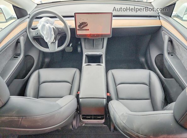 7SAYGDEE3RA333415 2024 TESLA MODEL White Widok deski rozdzielczej