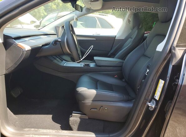 7SAYGDEE3SA356280 2025 TESLA MODEL Gray Սալոնի դիմացի տեսք