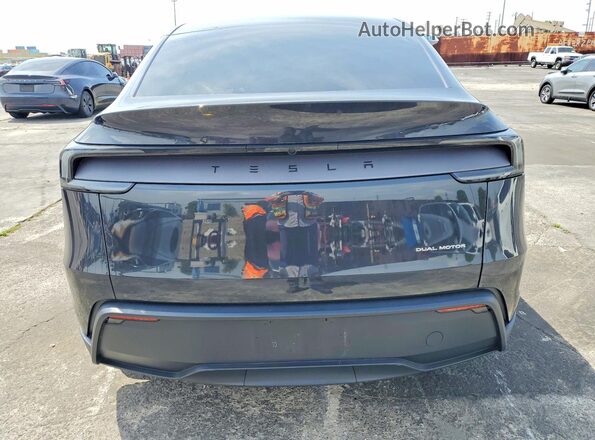 7SAYGDEE3TF347762 2026 TESLA MODEL Gray 
