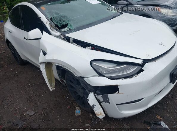 7SAYGDEE4NA018326 2022 TESLA MODEL Y White Widok z przodu