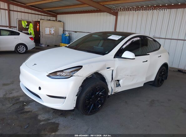7SAYGDEE4NF402996 2022 TESLA MODEL Y Белый Передняя левая четверть