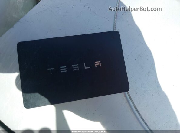 7SAYGDEE4PA106134 2023 TESLA MODEL Y Серый Вид панели приборов