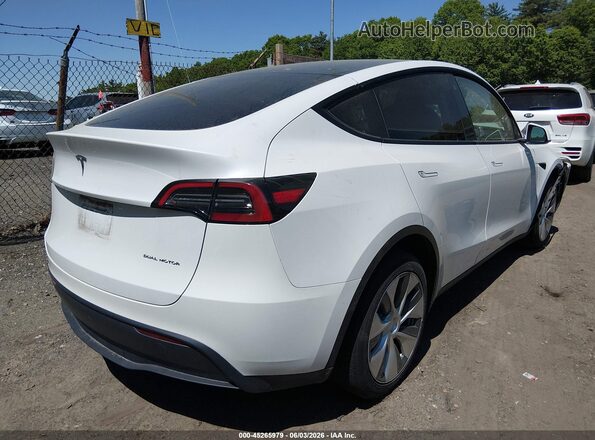 7SAYGDEE4PF615014 2023 TESLA MODEL Y White Trasero derecho