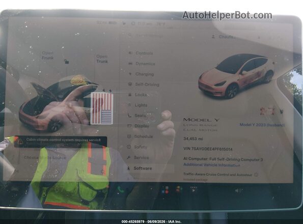 7SAYGDEE4PF615014 2023 TESLA MODEL Y White Vista de los asientos traseros