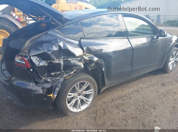 7SAYGDEE4RA274441 2024 TESLA MODEL Y Gray Rear right