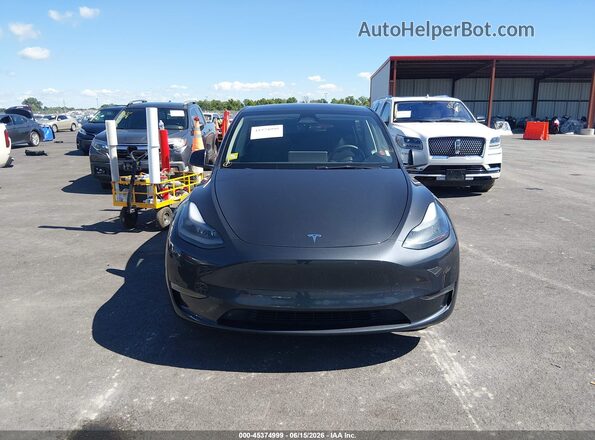 7SAYGDEE4RF026385 2024 TESLA MODEL Y Черный Вид щитка приборов