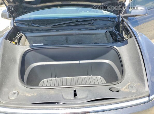 7SAYGDEE4TA397535 2026 TESLA MODEL Gray Սալոնի հետևի տեսք