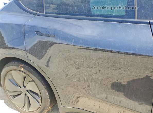7SAYGDEE4TA397535 2026 TESLA MODEL Gray Հետևի նստատեղերի տեսք