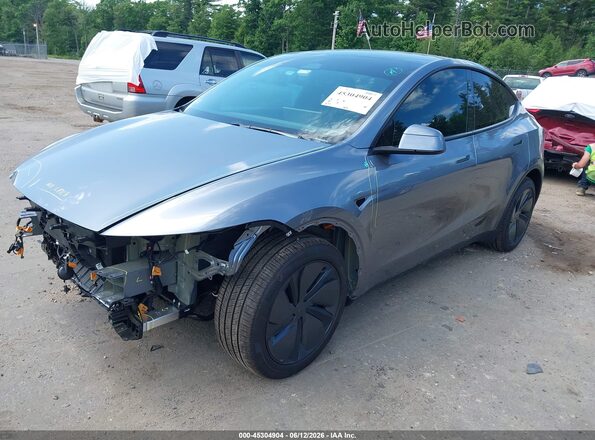 7SAYGDEE4TA670456 2026 TESLA MODEL Y Gray Przód lewy