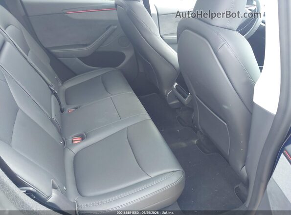 7SAYGDEE4TF392600 2026 TESLA MODEL Y Blue VIN sticker view