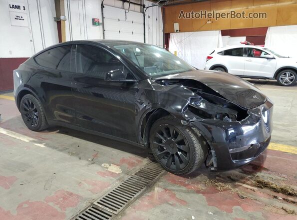 7SAYGDEE5NF384993 2022 TESLA MODEL Black Передня права чверть