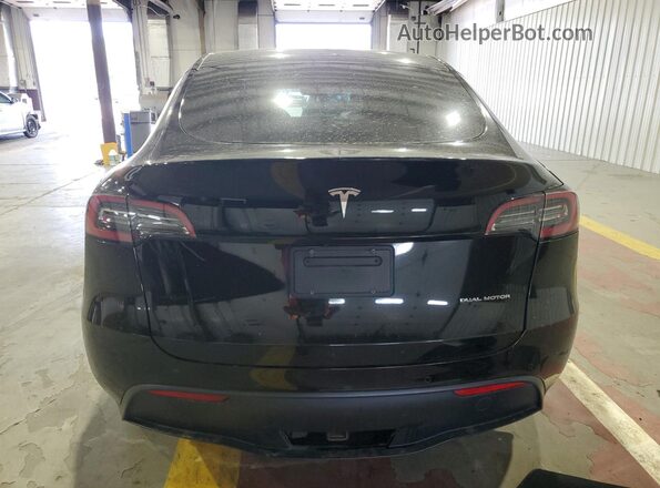 7SAYGDEE5NF384993 2022 TESLA MODEL Black Вид ззаду