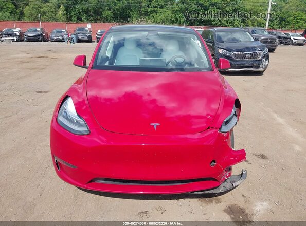 7SAYGDEE5NF419757 2022 TESLA MODEL Y Красный Вид панели приборов