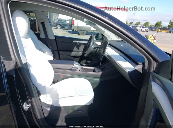 7SAYGDEE5NF536223 2022 TESLA MODEL Y Black წინა სალონის ხედი