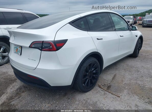 7SAYGDEE5PF607665 2023 TESLA MODEL Y White Հետևի աջ