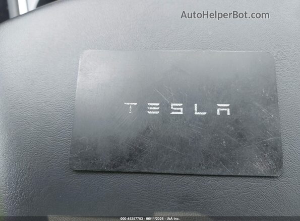 7SAYGDEE5PF692281 2023 TESLA MODEL Y Blue Widok deski rozdzielczej