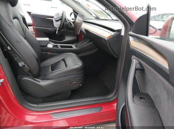 7SAYGDEE5PF757727 2023 TESLA MODEL Y Red Front interior view