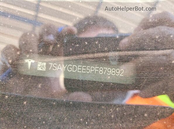 7SAYGDEE5PF879892 2023 TESLA MODEL Gray Engine compartment view