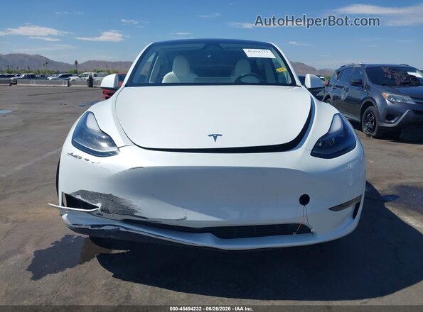 7SAYGDEE5PF938505 2023 TESLA MODEL Y Белый Вид щитка приборов