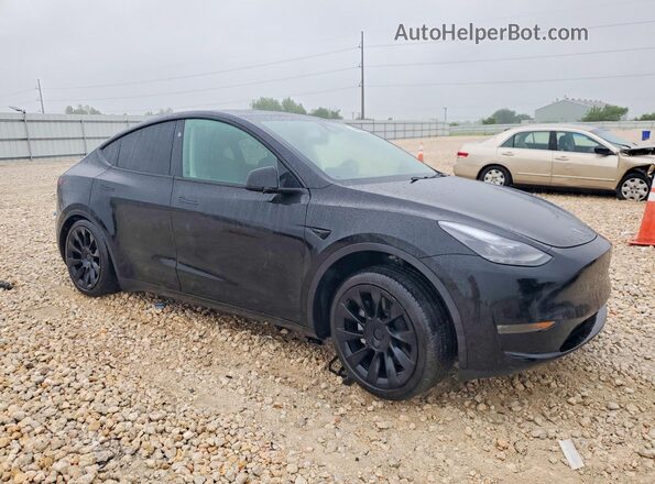 7SAYGDEE5RA269555 2024 TESLA MODEL Черный Передняя правая четверть