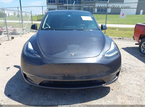 7SAYGDEE5RA288185 2024 TESLA MODEL Y Gray Առջևի վահանակի տեսք