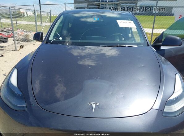 7SAYGDEE5RA288185 2024 TESLA MODEL Y Gray Դիմացի տեսք