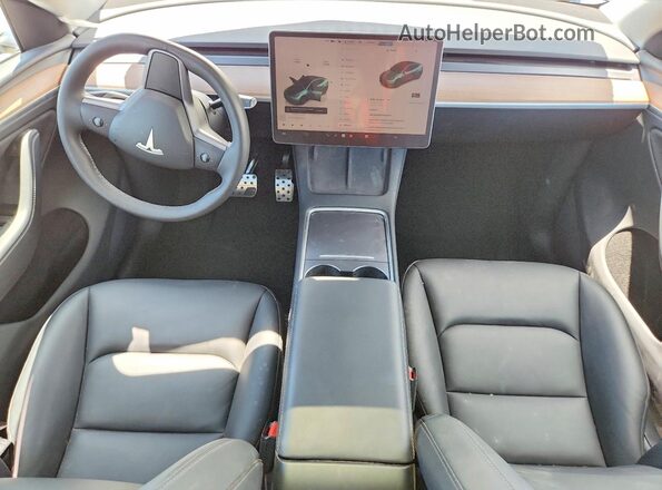 7SAYGDEE5RA332721 2024 TESLA MODEL Белый Вид панели приборов