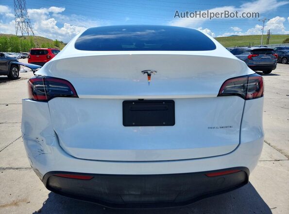 7SAYGDEE5RA332721 2024 TESLA MODEL Белый Вид сзади