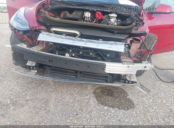 7SAYGDEE6NF395792 2022 TESLA MODEL Y Красный Вид спереди