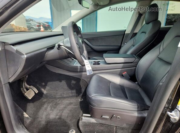 7SAYGDEE6NF447826 2022 TESLA OTHER Черный Вид салона спереди